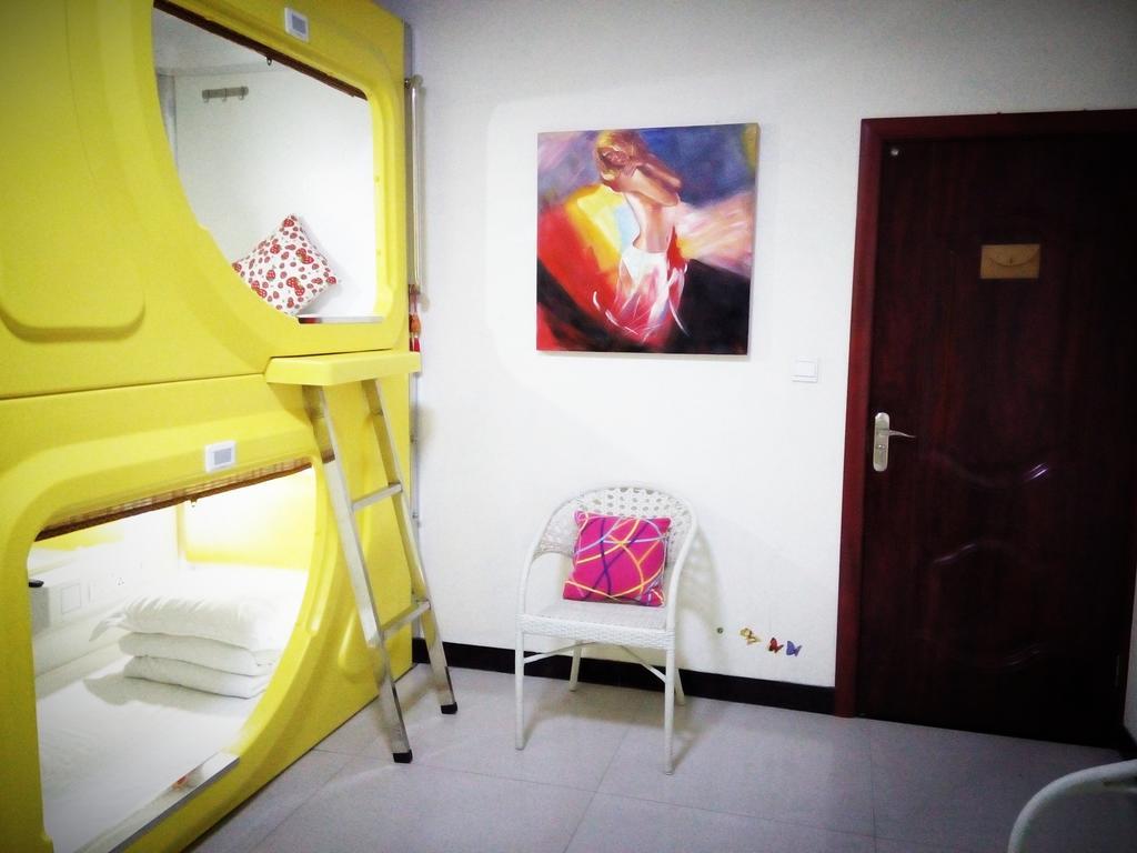 The Capsule Of My House In Luoyang Hostel Luoyang  Bagian luar foto